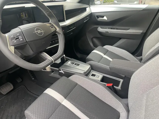 Opel Frontera GS 1.2 Turbo MHEV (145 PS)
