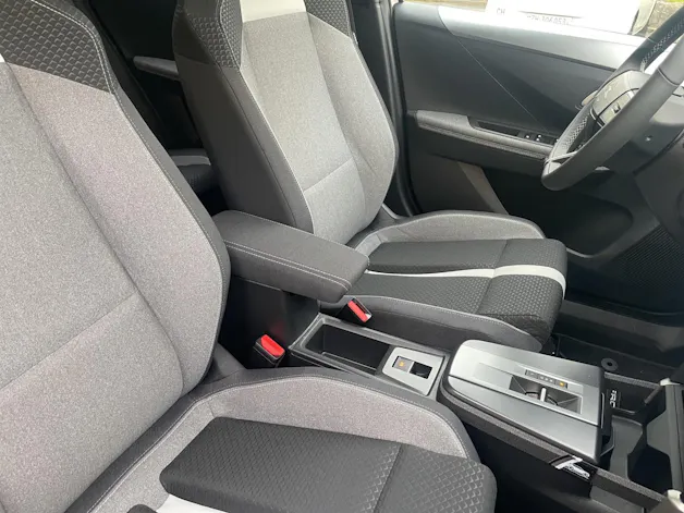 Opel Frontera GS 1.2 Turbo MHEV (145 PS)