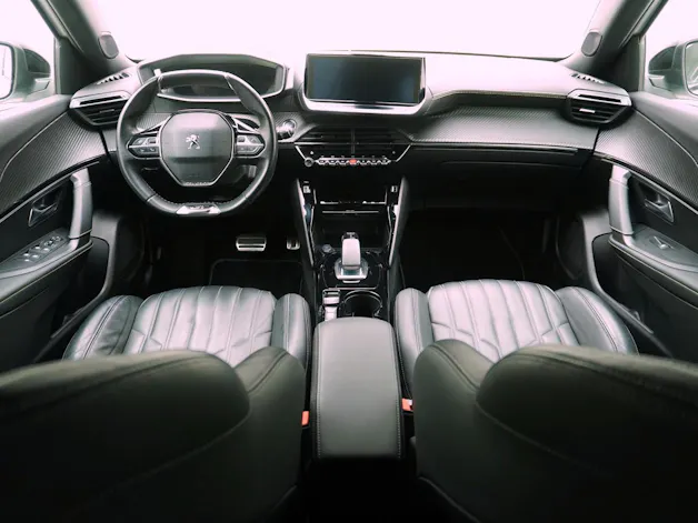 Peugeot 2008 e-GT