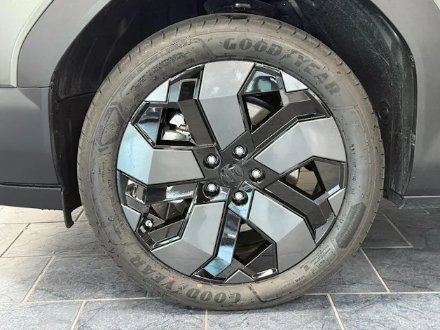 Suzuki e Vitara Compact Top 4x4