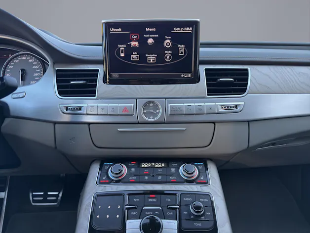 Audi S8 4.0 V8 TFSI quattro T-Tronic