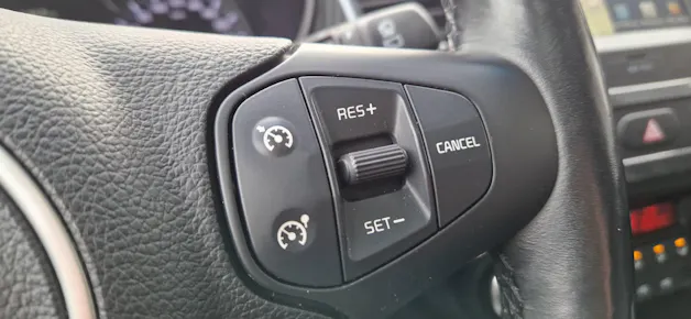 Kia Carens 1.7 CRDi Trend Plus