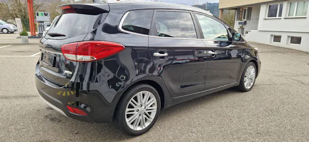 Kia Carens 1.7 CRDi Trend Plus