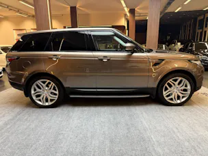 Land Rover Range Rover Sport 3.0 TDV6 SE
