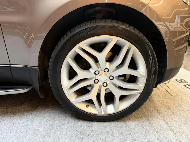 Land Rover Range Rover Sport 3.0 TDV6 SE