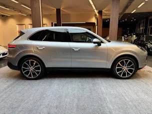 Porsche Cayenne 3.0 V6