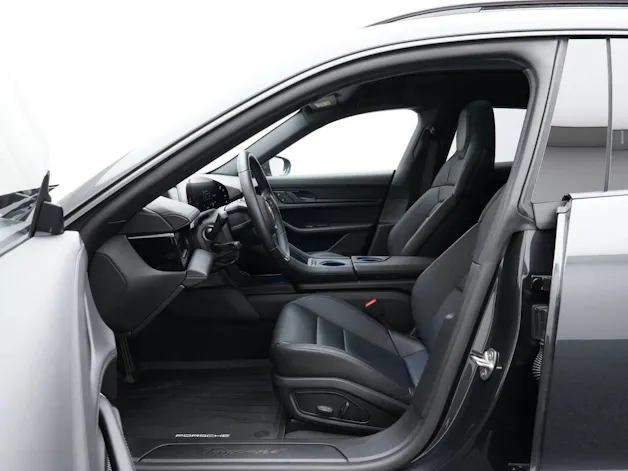 Porsche Taycan 4 Cross Turismo
