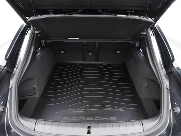 Porsche Taycan 4 Cross Turismo