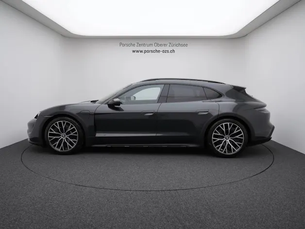 Porsche Taycan 4 Cross Turismo