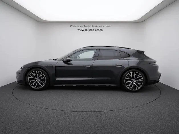 Porsche Taycan 4 Cross Turismo