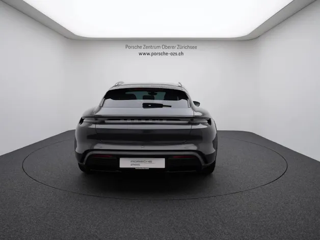 Porsche Taycan 4 Cross Turismo