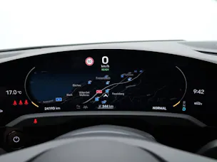 Porsche Taycan 4 Cross Turismo