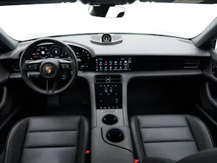 Porsche Taycan 4 Cross Turismo