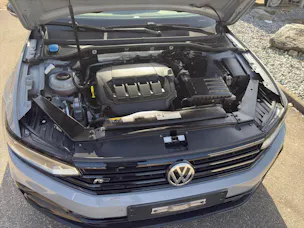 VW Passat Variant 2.0 TSI R-Line Design DSG 4m