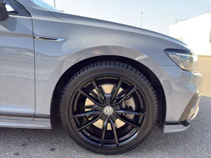 VW Passat Variant 2.0 TSI R-Line Design DSG 4m