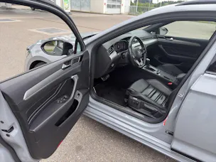 VW Passat Variant 2.0 TSI R-Line Design DSG 4m