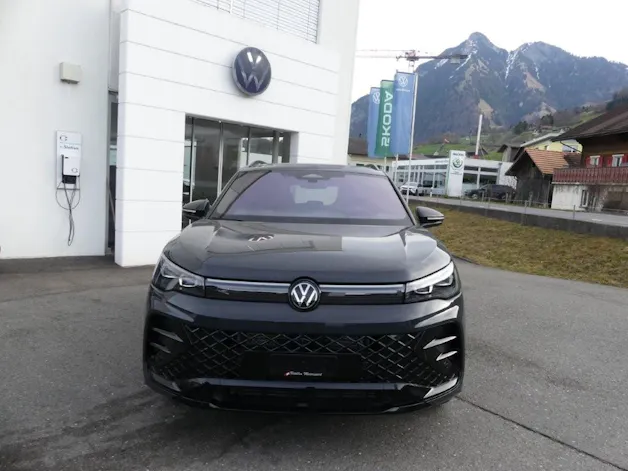VW Tiguan 2.0 TDI SCR R-Line 4Motion DSG