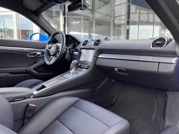 Porsche 718 Cayman Style Edition