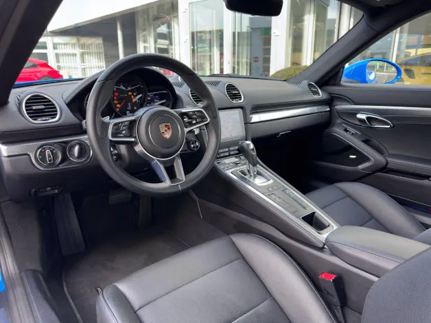 Porsche 718 Cayman Style Edition