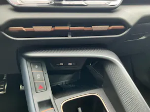 Cupra Terramar 2.0 TSI 265PS 4Drive VZ *** TOPAUSSTATTUNG MIT 5 JAHREN CUPRA WERKSGARANTIE ***
