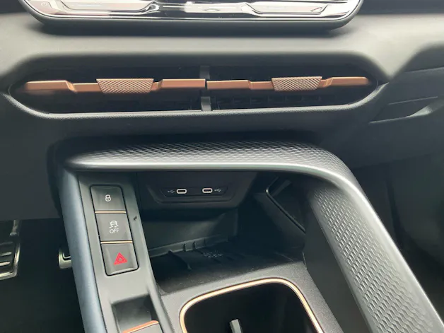 Cupra Terramar 2.0 TSI 265PS 4Drive VZ *** TOPAUSSTATTUNG MIT 5 JAHREN CUPRA WERKSGARANTIE ***