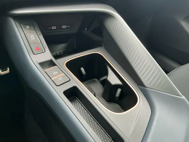 Cupra Terramar 2.0 TSI 265PS 4Drive VZ *** TOPAUSSTATTUNG MIT 5 JAHREN CUPRA WERKSGARANTIE ***
