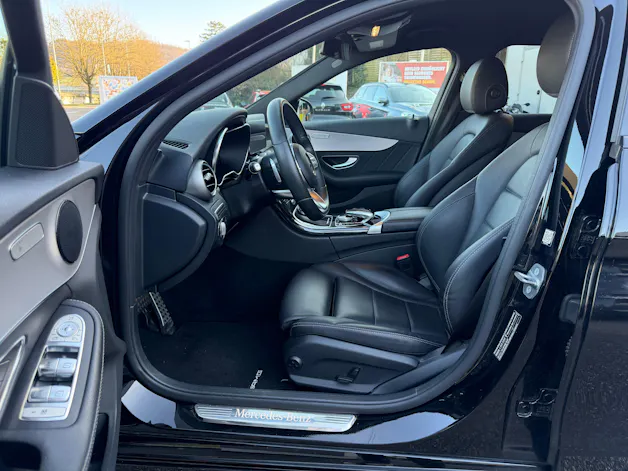 Mercedes-Benz C 200 AMG Line 4matic Kombi
