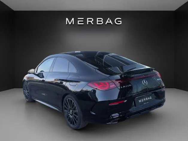 Mercedes-Benz CLA 220 8G-DCT 4Matic