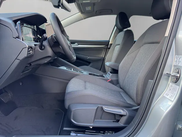 VW Golf 1.5 e TSI mHEV Life DSG