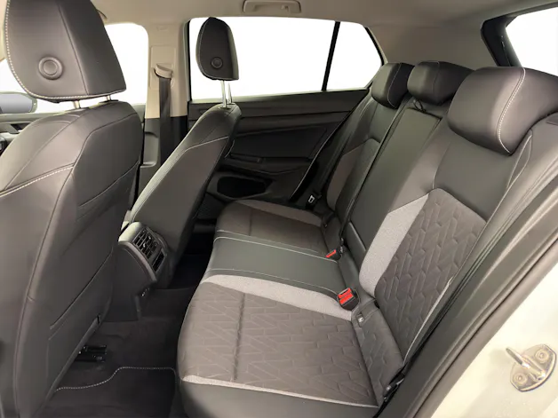 VW Golf 8 1.5 eTSI Goal DSG