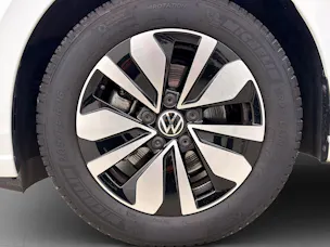 VW Golf 8 1.5 eTSI Goal DSG