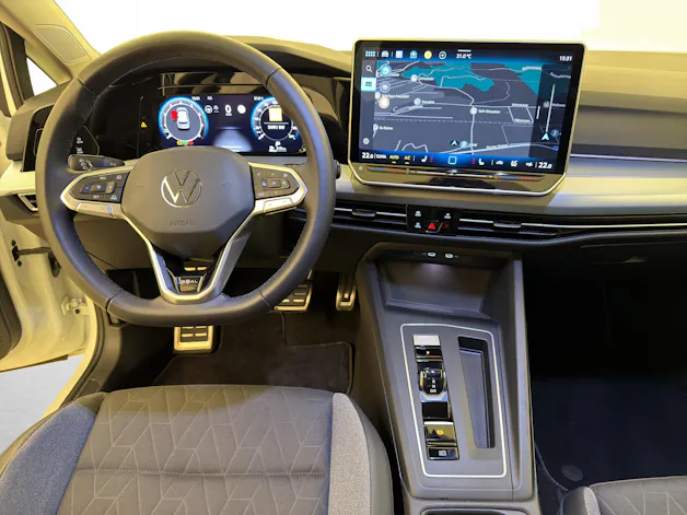 VW Golf 8 1.5 eTSI Goal DSG