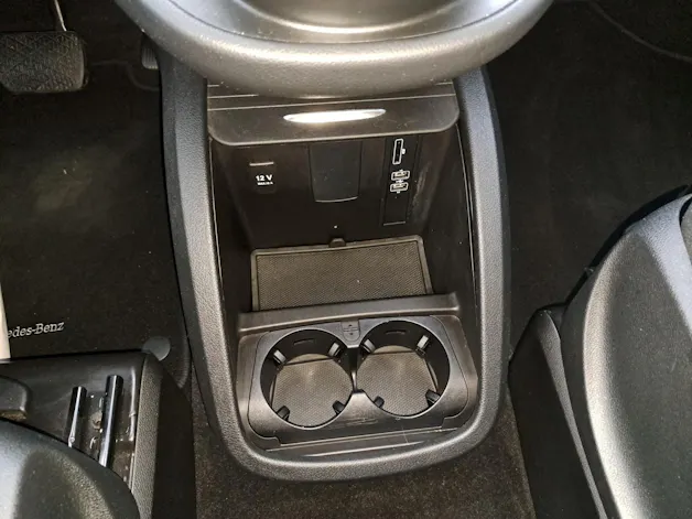Mercedes-Benz V-Klasse V447 Van V 220 d kurz
