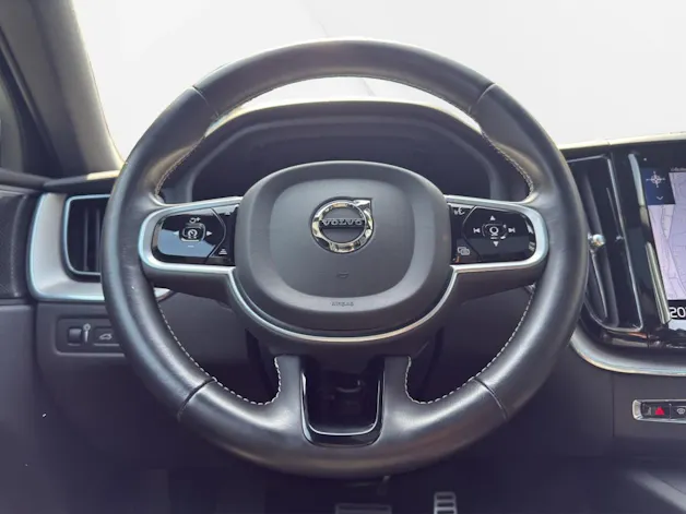 Volvo XC60 T6 eAWD R-Design Geartronic