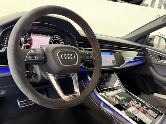 Audi RSQ8 performance quattro