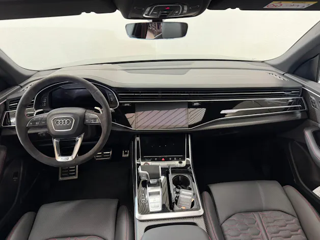 Audi RSQ8 performance quattro