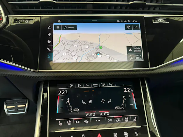 Audi RSQ8 performance quattro