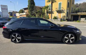 Audi A5 Avant quattro 150kw S-Line Edition One