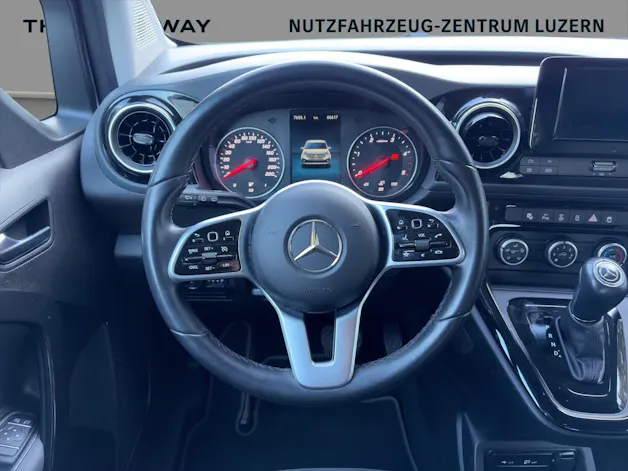 Mercedes-Benz T-Klasse 180D Style Automat