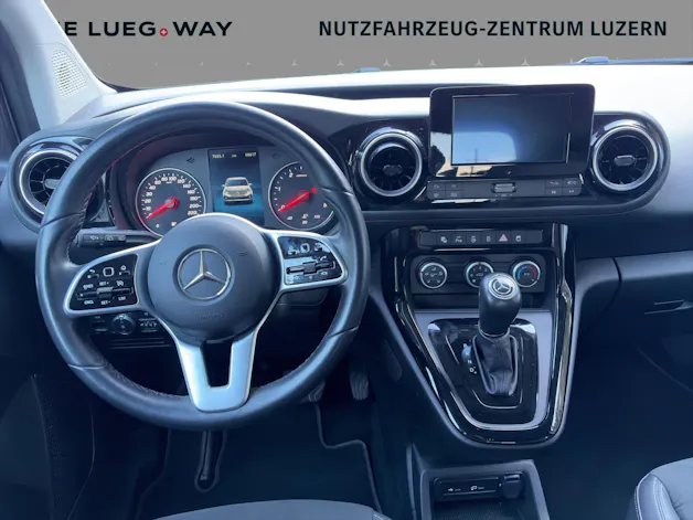 Mercedes-Benz T-Klasse 180D Style Automat