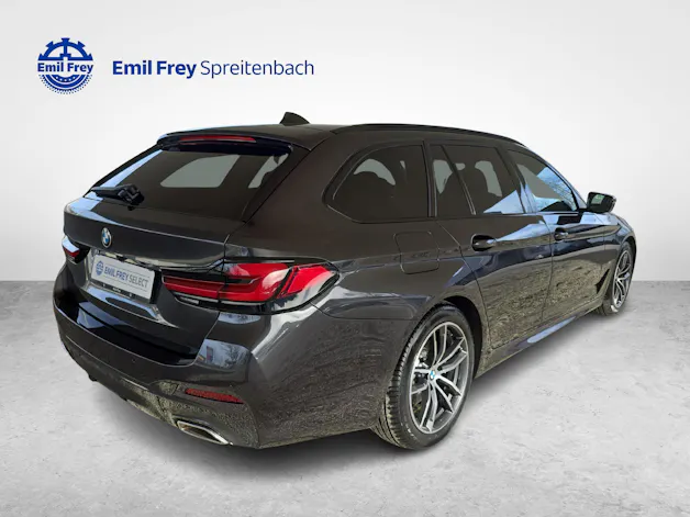 BMW 520d xDrive Touring / Jetzt mit attraktivem 1.9% Leasing!