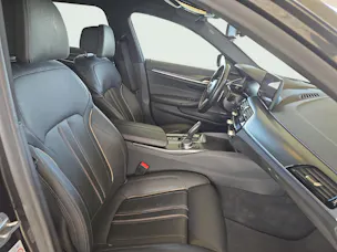 BMW 520d xDrive Touring / Jetzt mit attraktivem 1.9% Leasing!