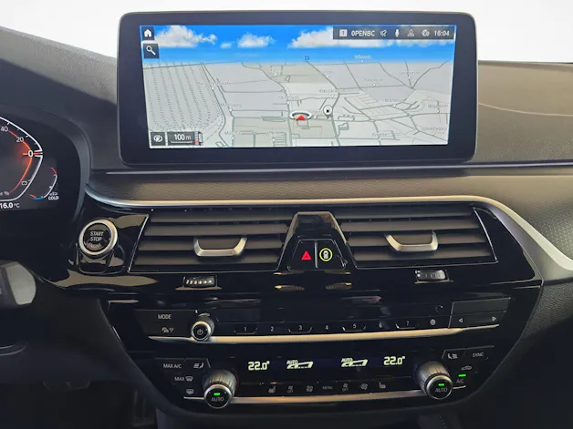 BMW 520d xDrive Touring / Jetzt mit attraktivem 1.9% Leasing!
