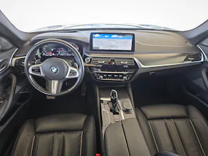 BMW 520d xDrive Touring / Jetzt mit attraktivem 1.9% Leasing!