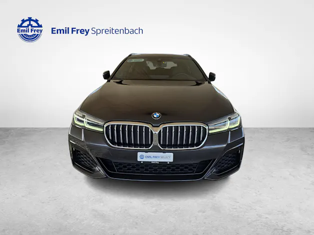 BMW 520d xDrive Touring / Jetzt mit attraktivem 1.9% Leasing!
