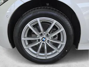BMW 320d xDrive SAG Touring / Jetzt mit attraktivem 1.99% Leasing!