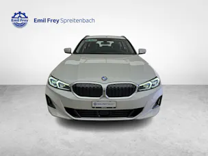 BMW 320d xDrive SAG Touring / Jetzt mit attraktivem 1.99% Leasing!