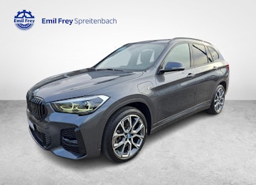 immagine del veicolo BMW X1 25e xDrive / Jetzt mit attraktivem 0.99% Leasing! immagine del veicolo BMW X1 25e xDrive / Jetzt mit attraktivem 0.99% Leasing!