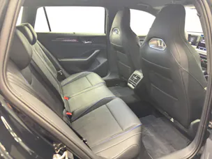VW Passat Variant 2.0 TDI R-Line DSG