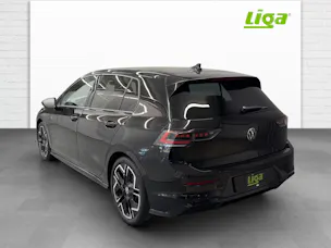 VW Golf VIII 1.5 eTSI R-Line DSG